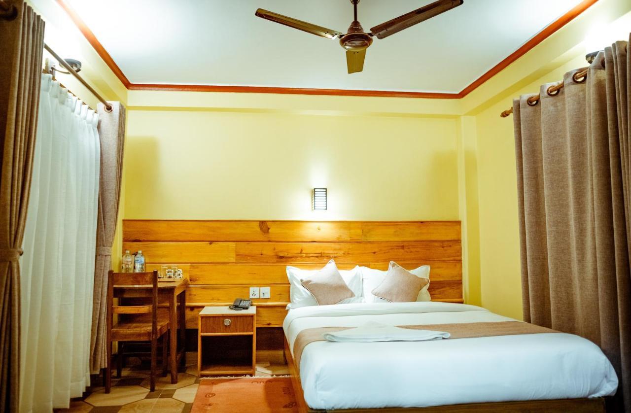 Paradise Boutique Hotel 포카라 외부 사진