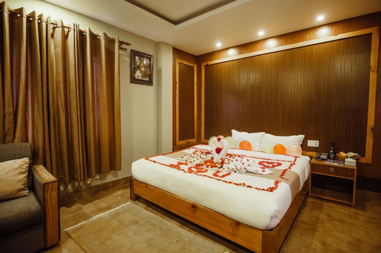 Paradise Boutique Hotel 포카라 외부 사진