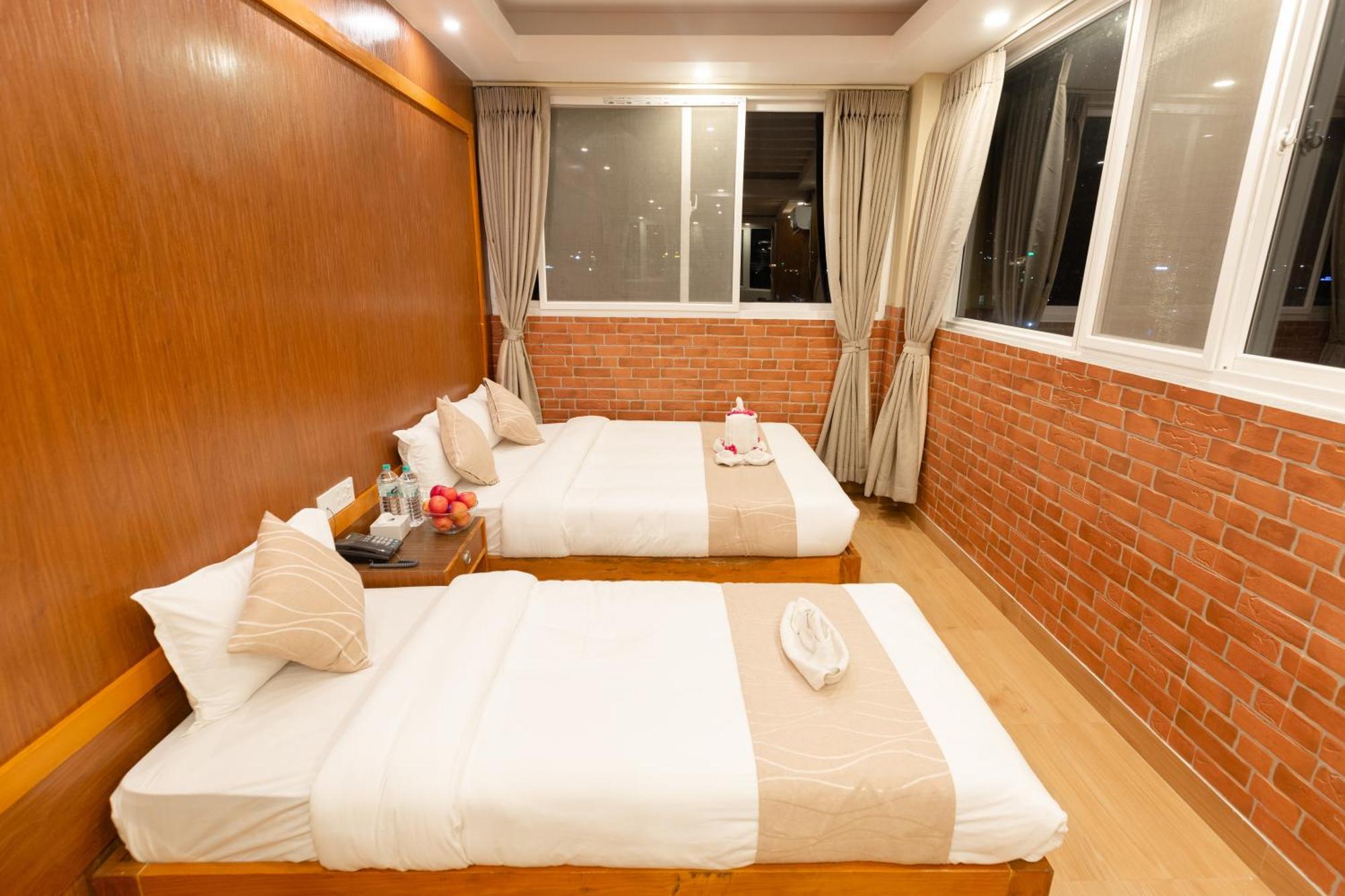 Paradise Boutique Hotel 포카라 외부 사진