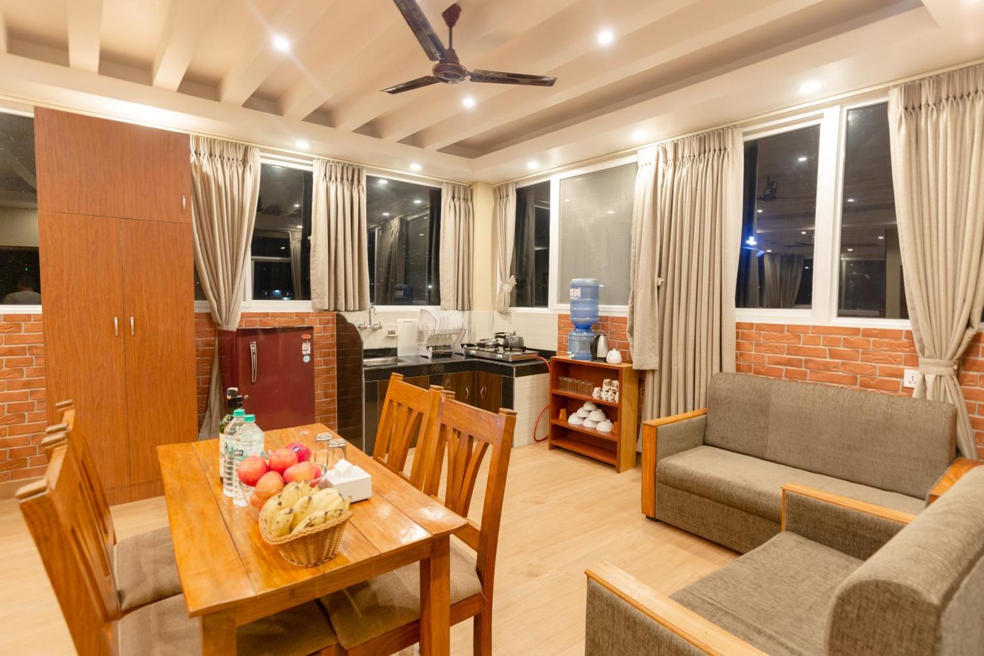 Paradise Boutique Hotel 포카라 외부 사진