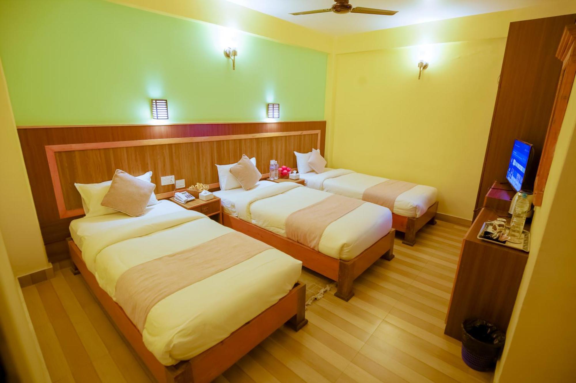 Paradise Boutique Hotel 포카라 외부 사진